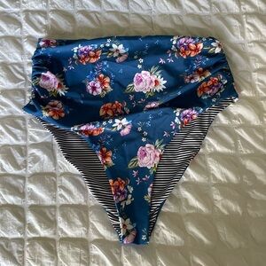 Cupshe Floral Reversible High-Waisted Bikini Bottom - Blue and Multicolor